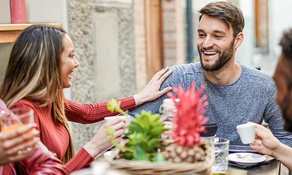 These gatherings include morning coffee hangouts at beachfront cafés, 